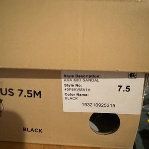 NIB MICHAEL KORS Ava Mid Patent Leather MK Logo Women Sandals Shoes Sz 7.5M